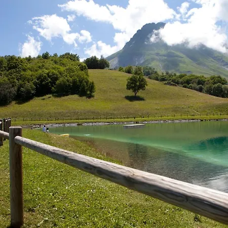 Résidence Le Hameau Des Aiguilles By Popinns