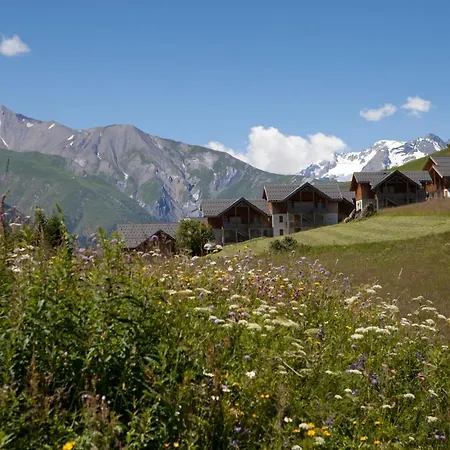 Résidence Le Hameau Des Aiguilles By Popinns
