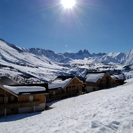 Appart hôtel Résidence Le Hameau Des Aiguilles By Popinns Albiez-le-Vieux
