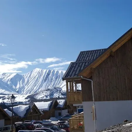 Résidence Le Hameau Des Aiguilles By Popinns
