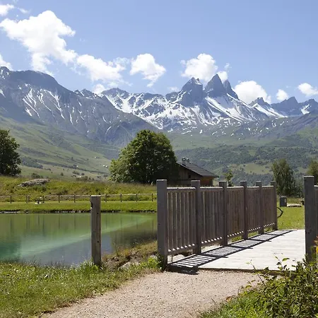 Aparthotel Le Hameau Des Aiguilles By Popinns 3*